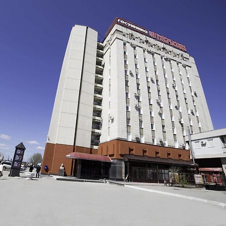 Oktyabrskaya Hotel Samara Buitenkant foto